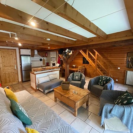 Le Chal Heureux Bel Appartement Dans Vieille Ferme De Montagne Renovee Лез-Ор Экстерьер фото