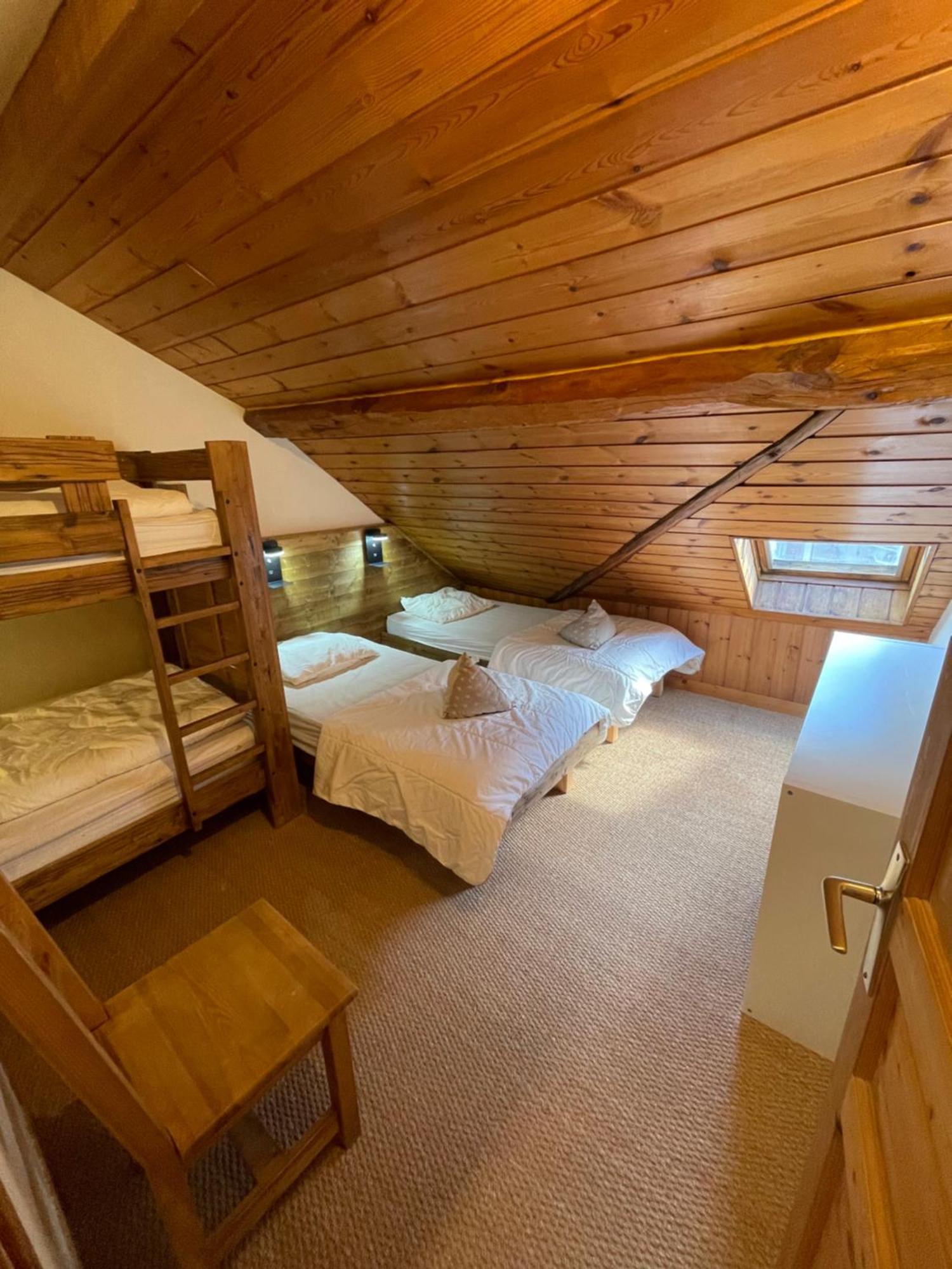 Le Chal Heureux Bel Appartement Dans Vieille Ferme De Montagne Renovee Лез-Ор Экстерьер фото