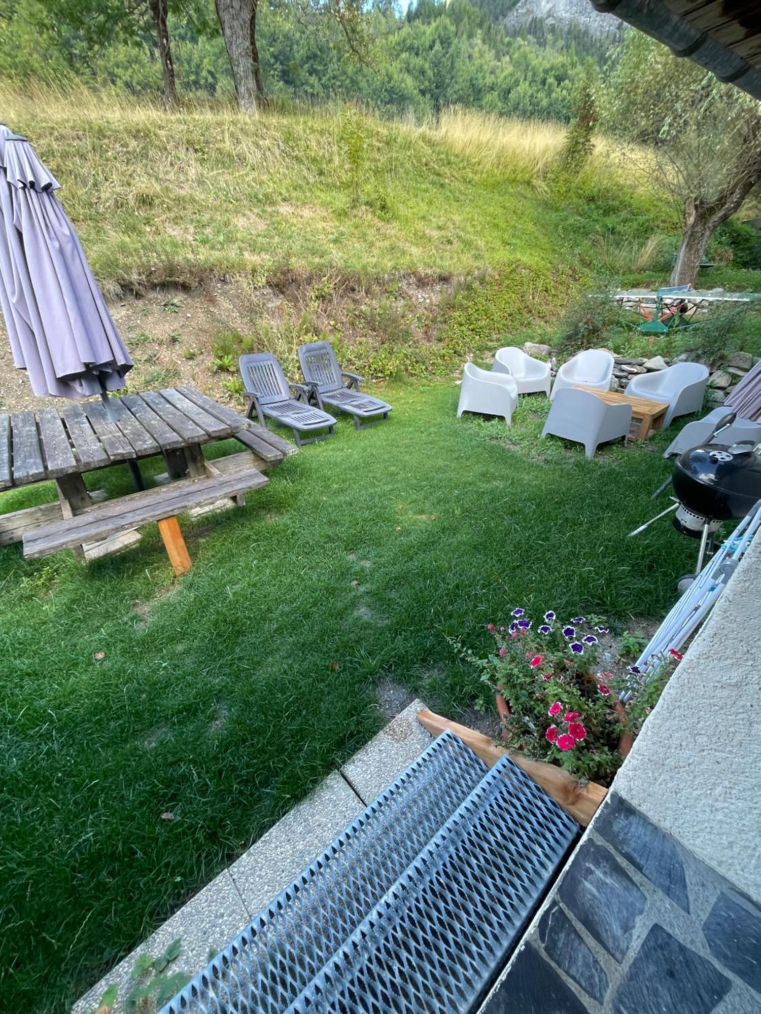 Le Chal Heureux Bel Appartement Dans Vieille Ferme De Montagne Renovee Лез-Ор Экстерьер фото