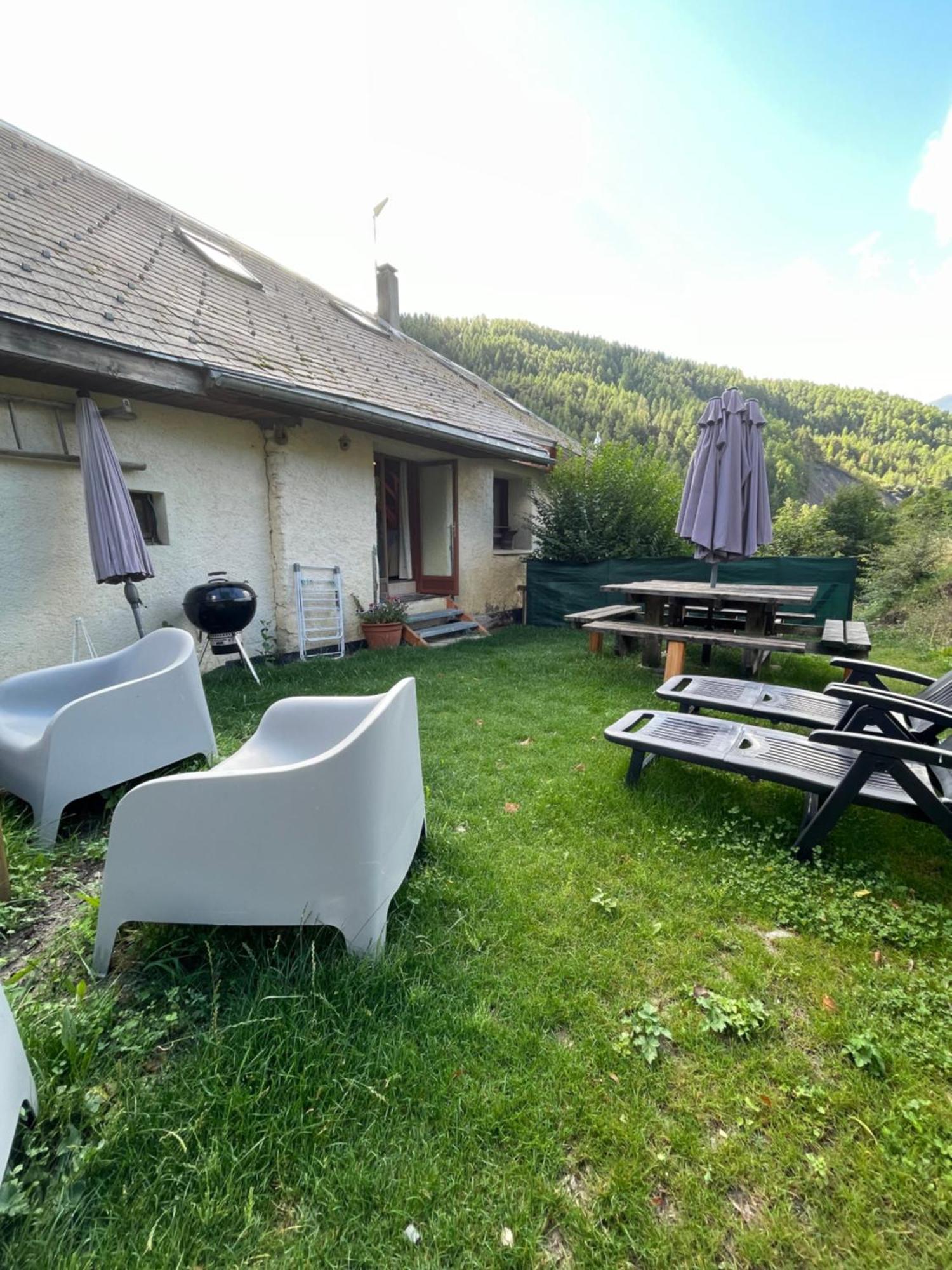 Le Chal Heureux Bel Appartement Dans Vieille Ferme De Montagne Renovee Лез-Ор Экстерьер фото